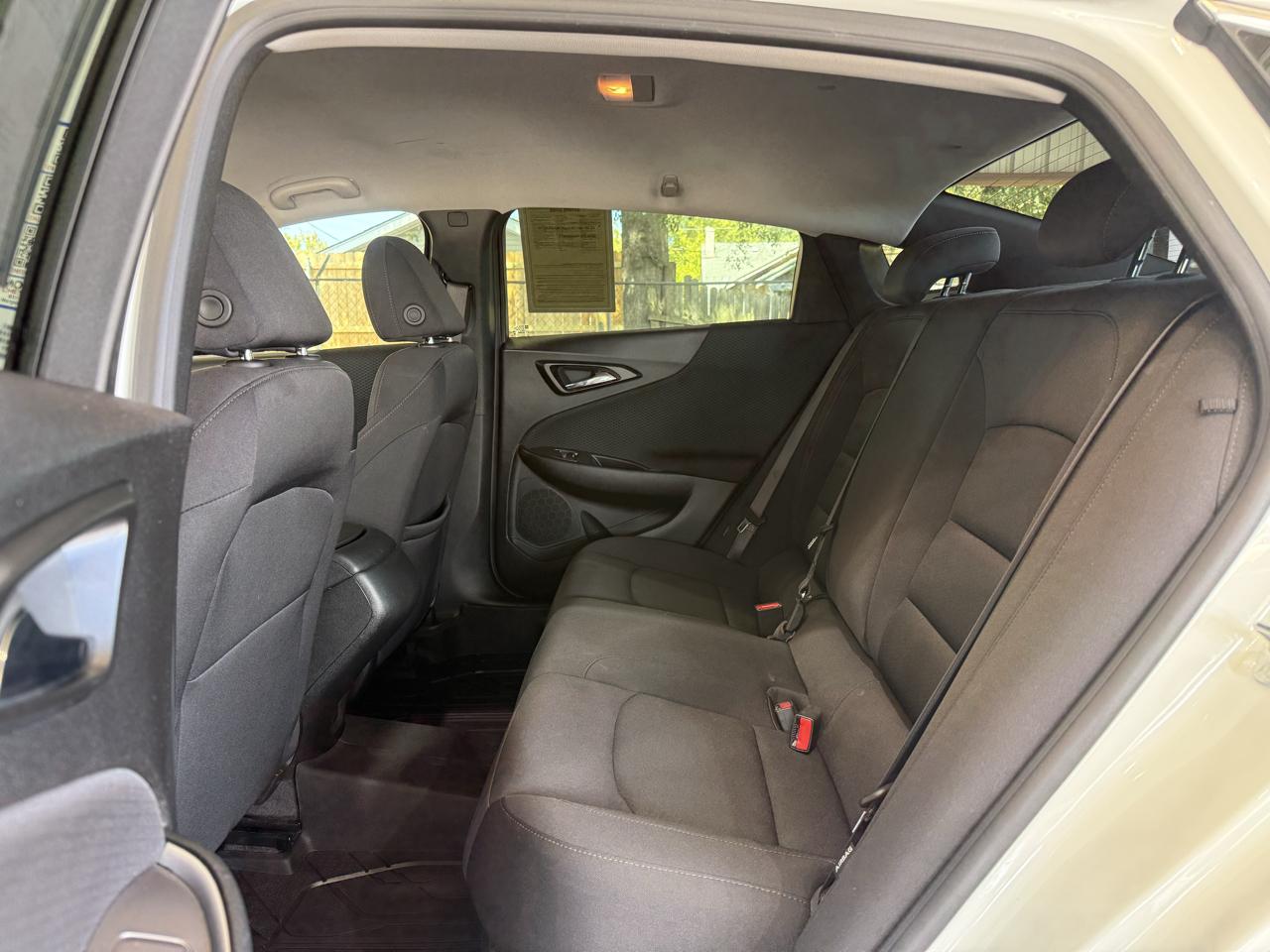 Chevrolet Malibu photo 17