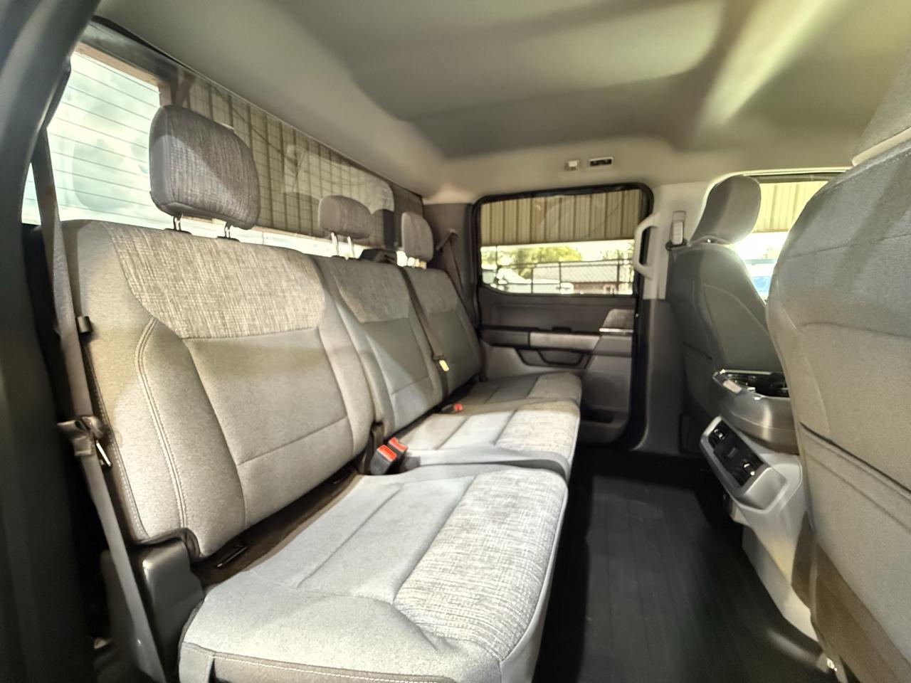 Ford F-150 photo 19