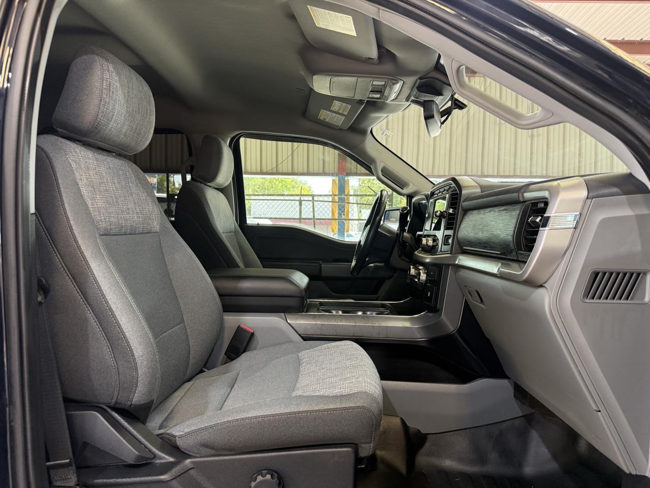 Ford F-150 photo 22