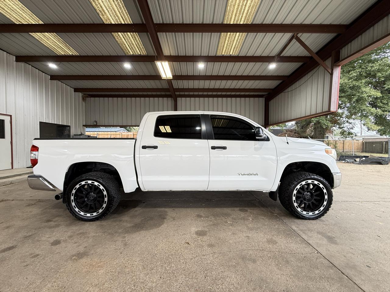 Toyota Tundra SR5 4.6L V8 CrewMax 2WD 2014