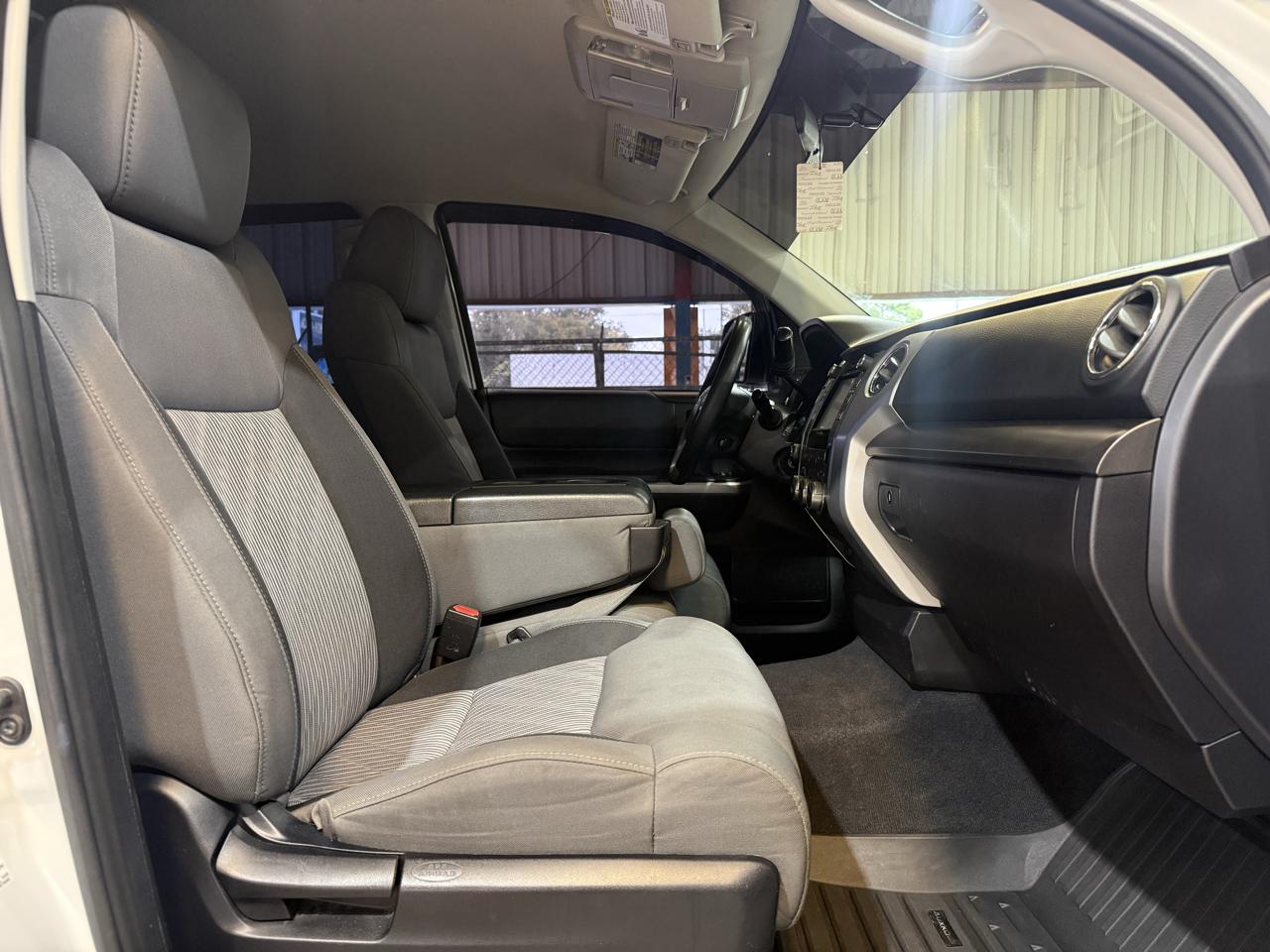 Toyota Tundra SR5 4.6L V8 CrewMax 2WD 2014
