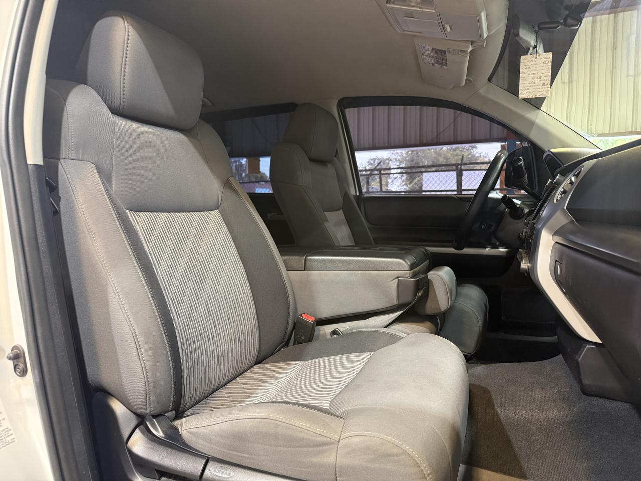 Toyota Tundra SR5 4.6L V8 CrewMax 2WD 2014