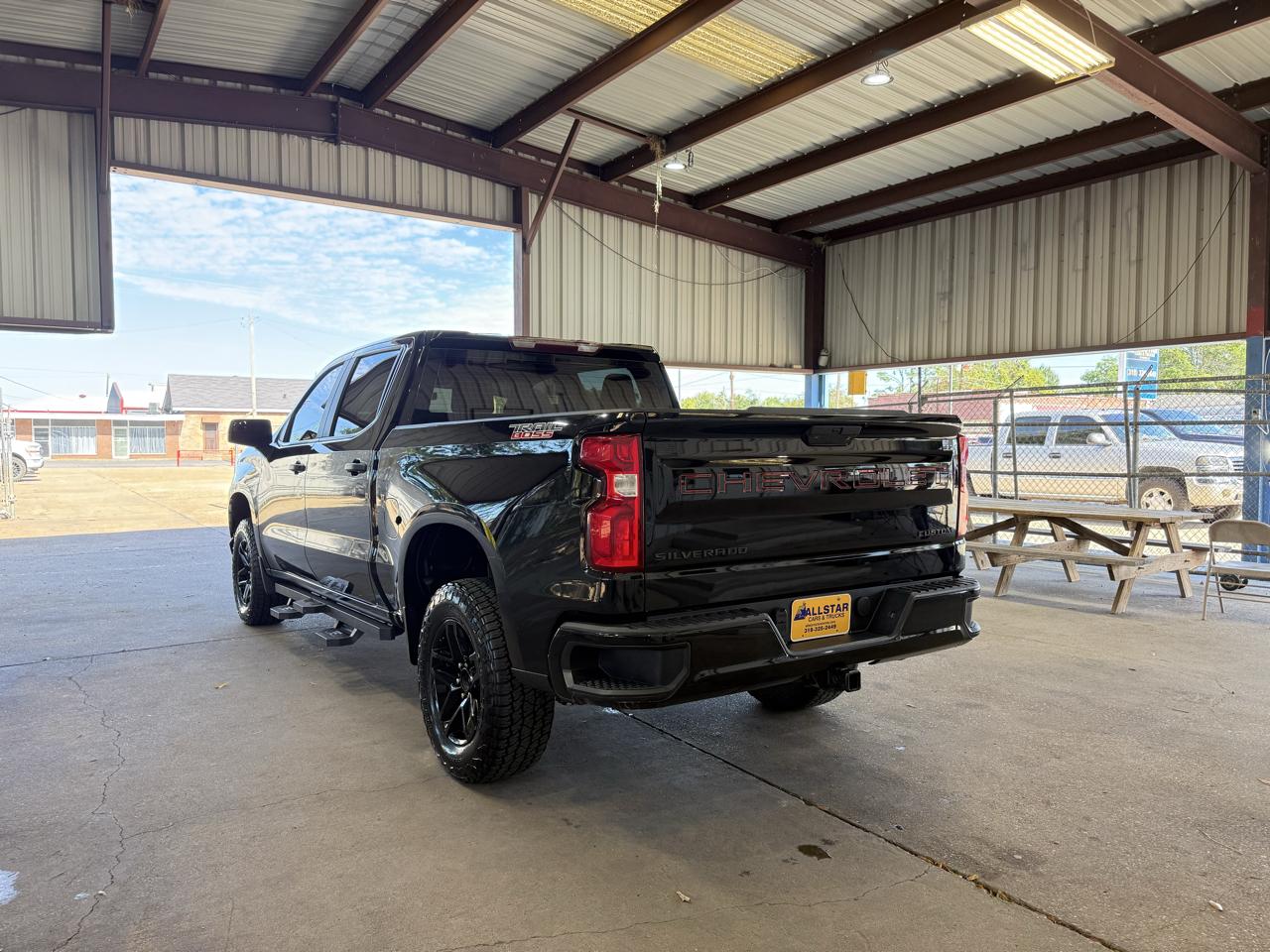 Chevrolet Silverado 1500 Limited Custom Trail Boss Crew Cab Short Box 4WD 2022