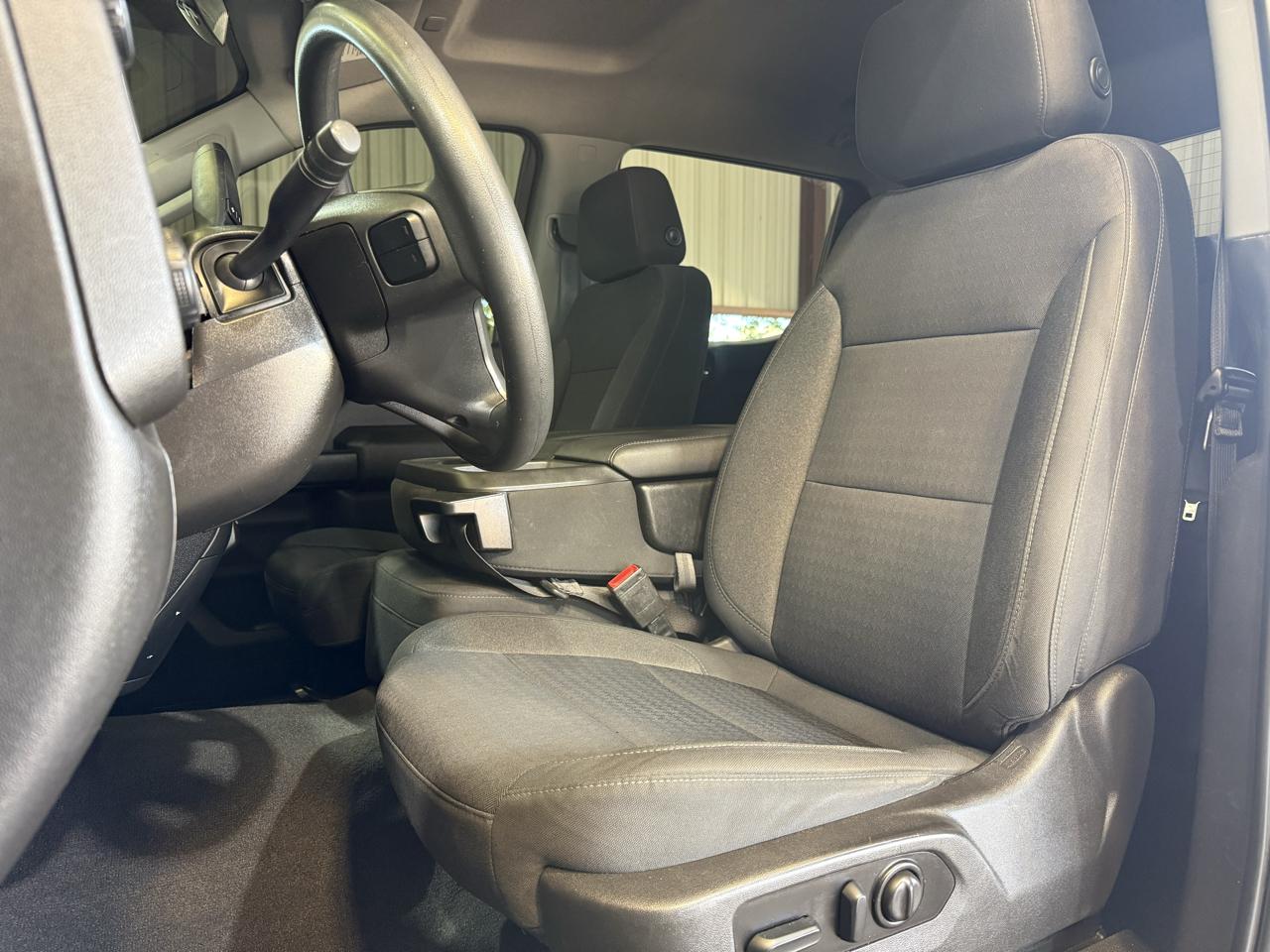 Chevrolet Silverado 1500 Limited Custom Trail Boss Crew Cab Short Box 4WD 2022