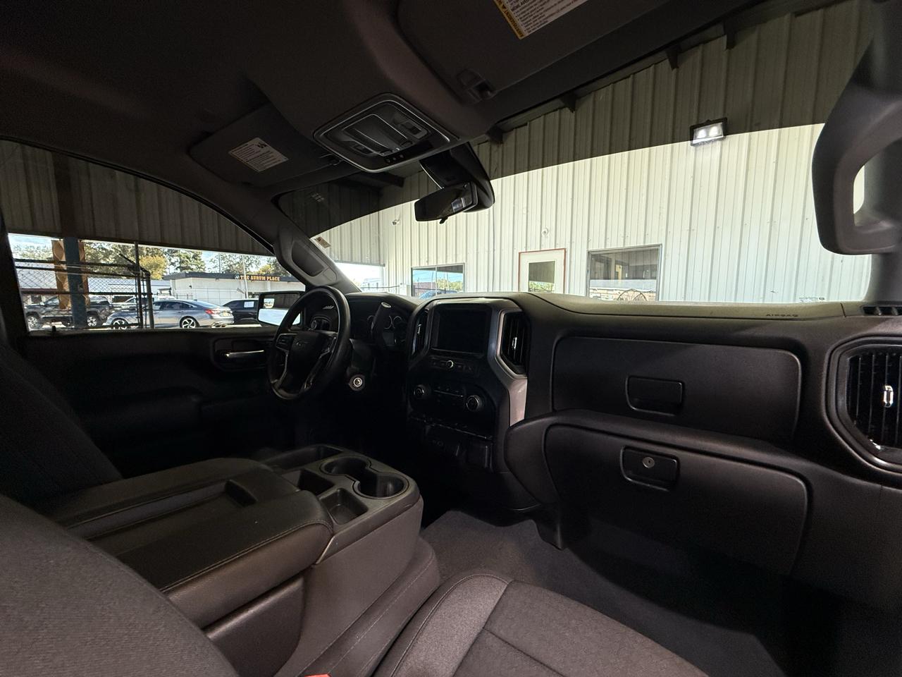 Chevrolet Silverado 1500 Limited Custom Trail Boss Crew Cab Short Box 4WD 2022