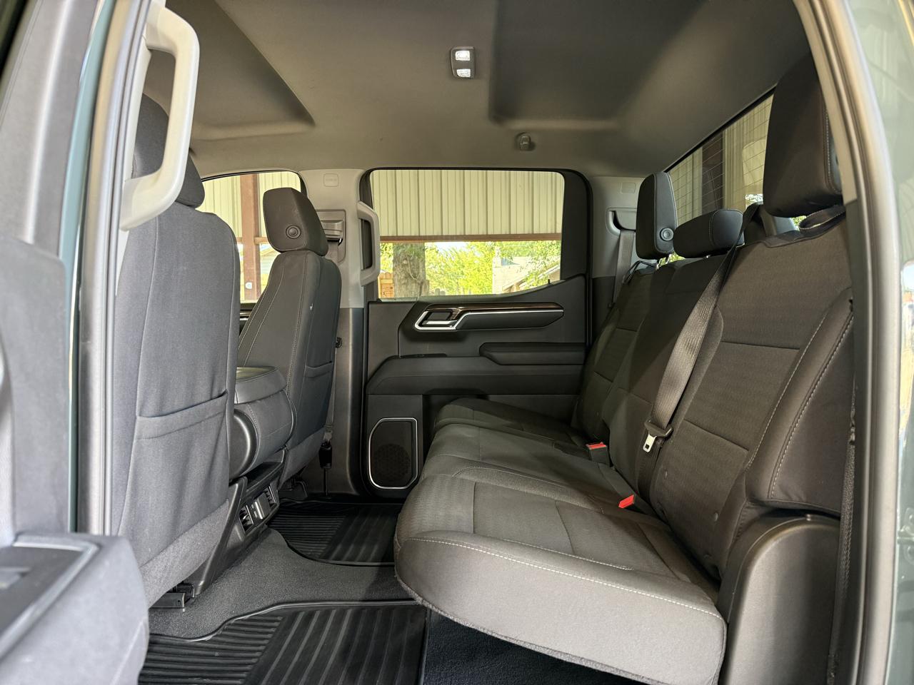 Chevrolet Silverado 1500 LT Crew Cab 4WD 2025