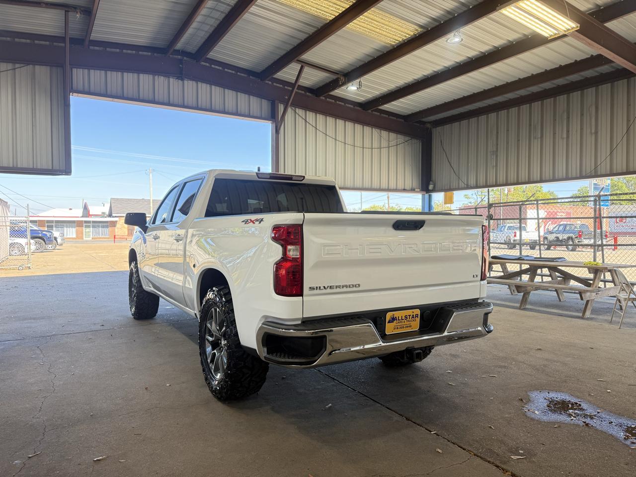 Chevrolet Silverado 1500 LT Crew Cab 4WD 2024