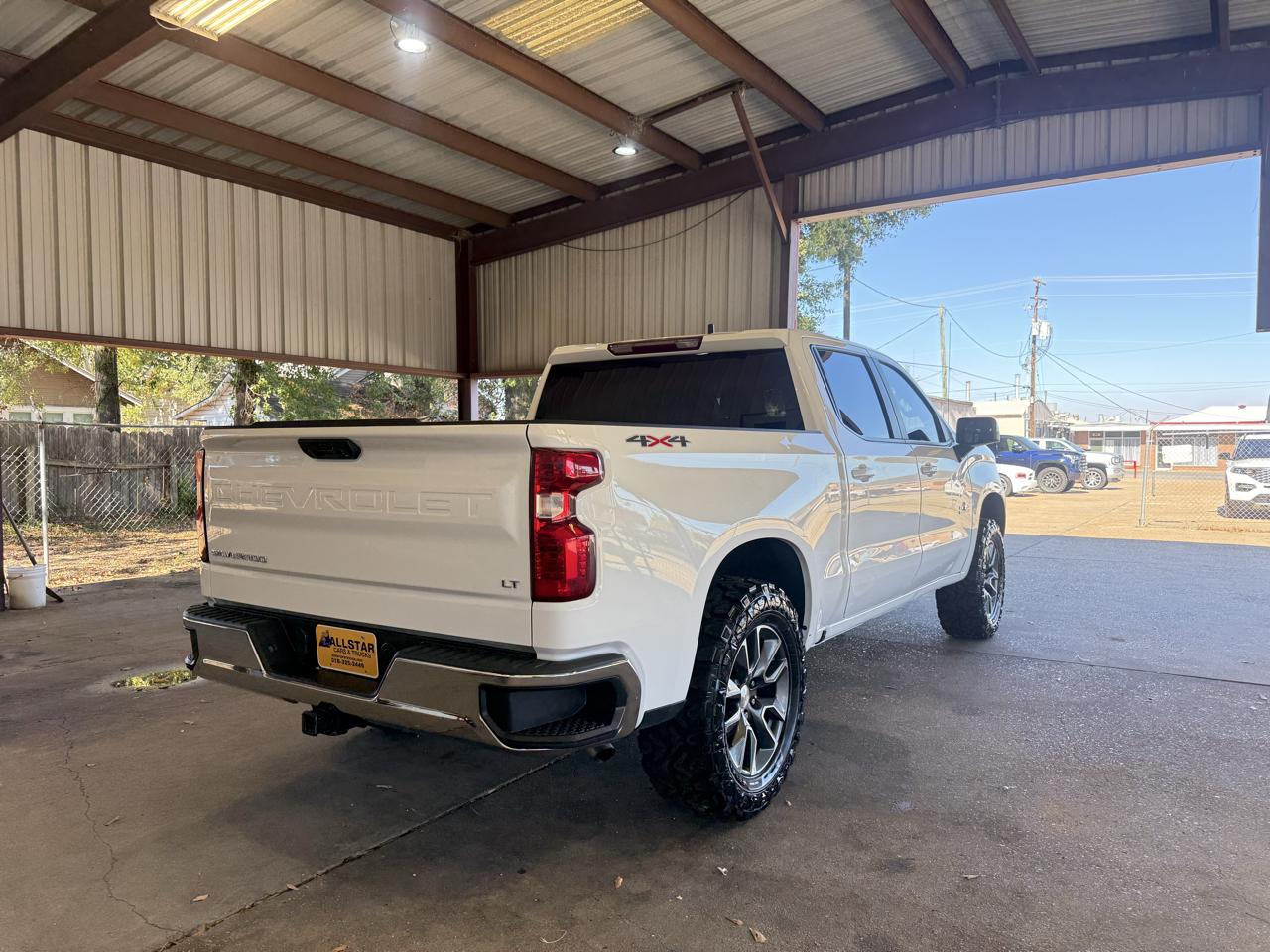 Chevrolet Silverado 1500 LT Crew Cab 4WD 2024