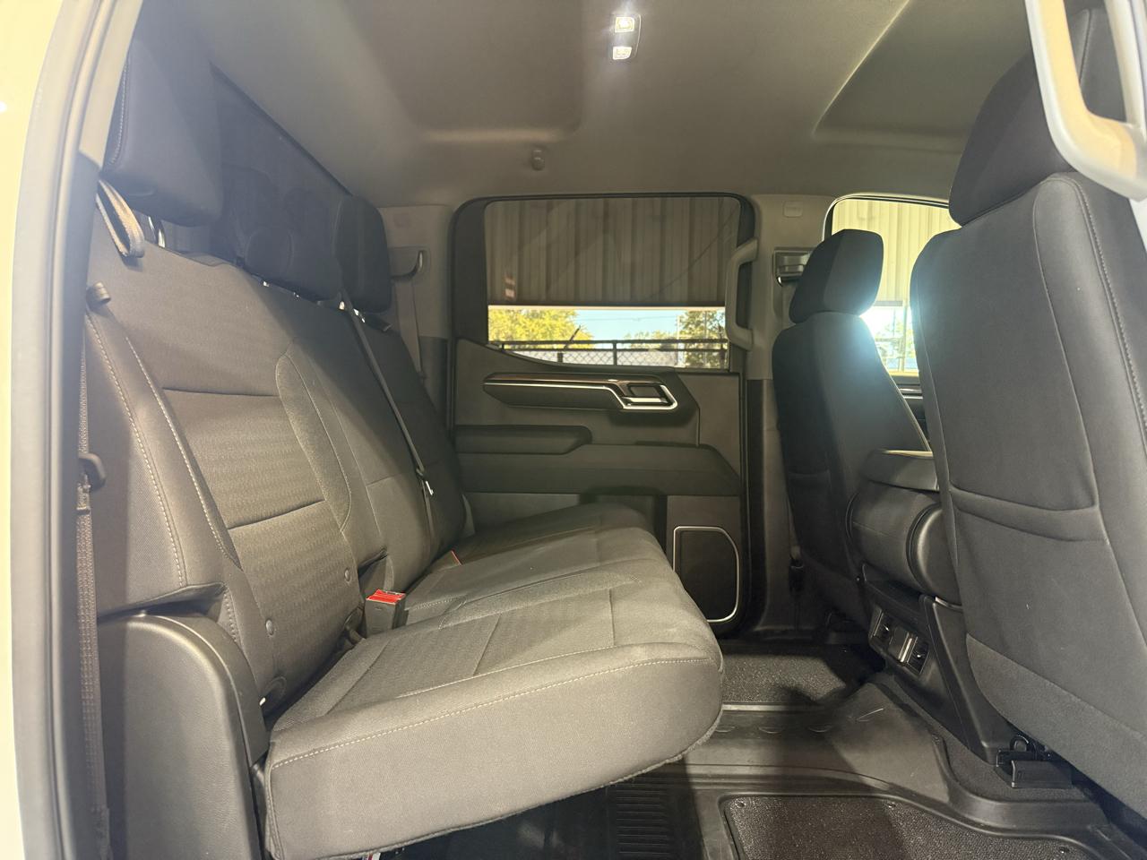 Chevrolet Silverado 1500 LT Crew Cab 4WD 2024