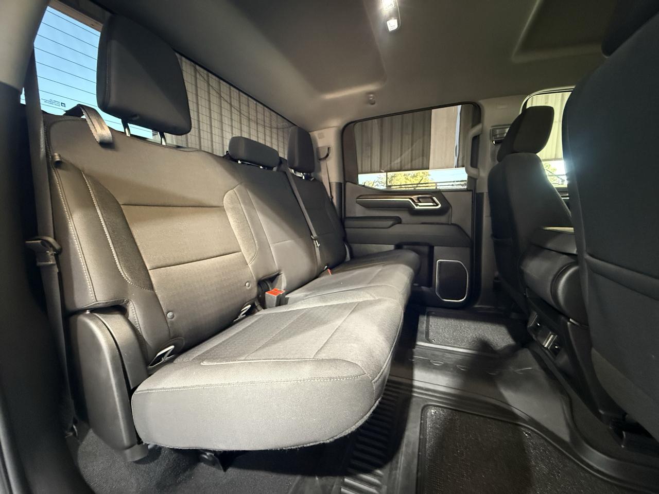 Chevrolet Silverado 1500 LT Crew Cab 4WD 2024