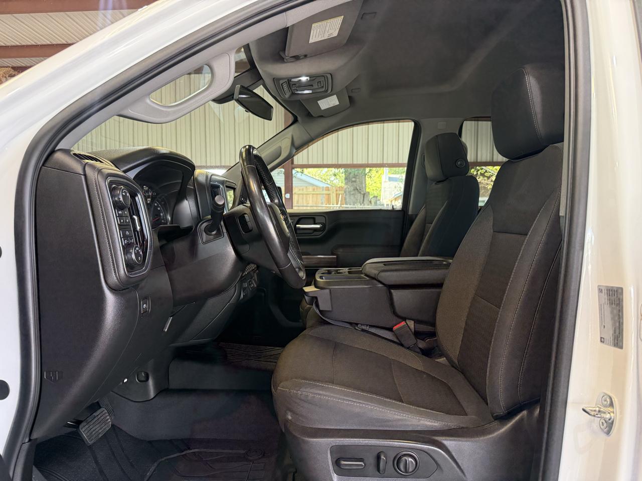 Chevrolet Silverado photo 13