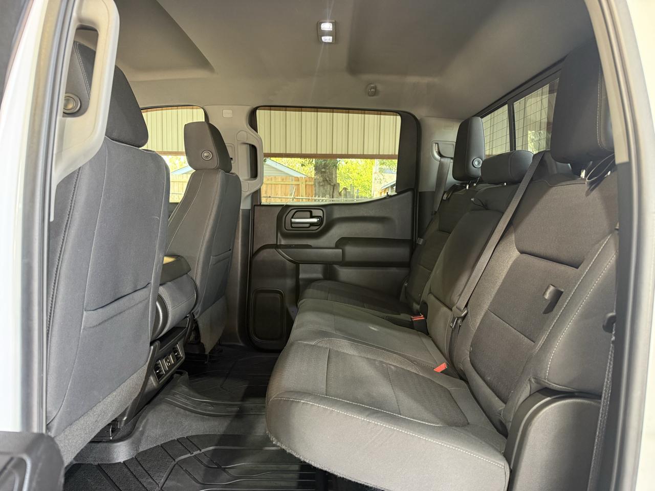 Chevrolet Silverado photo 20
