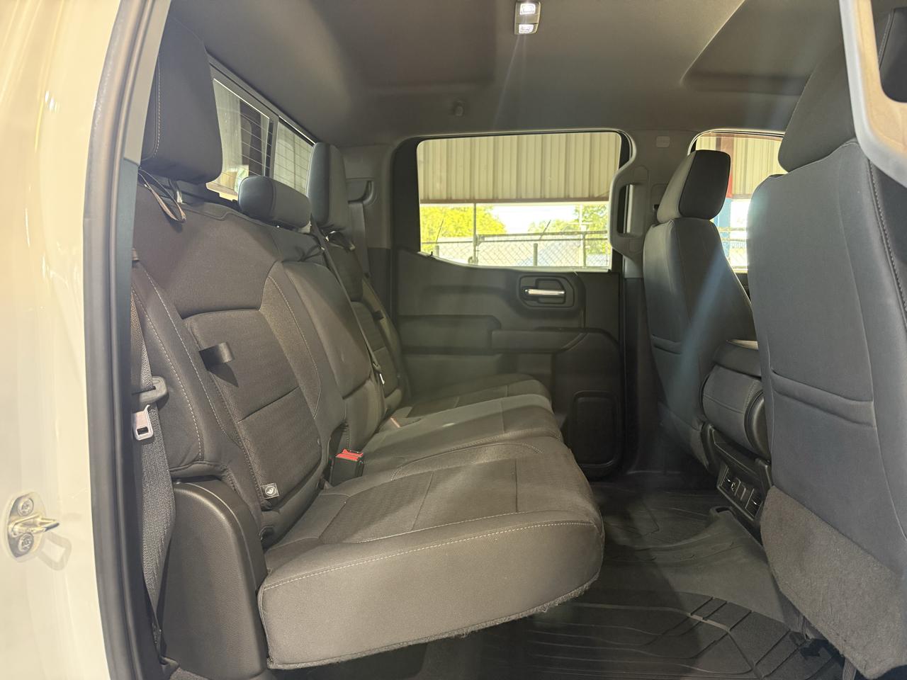 Chevrolet Silverado photo 22