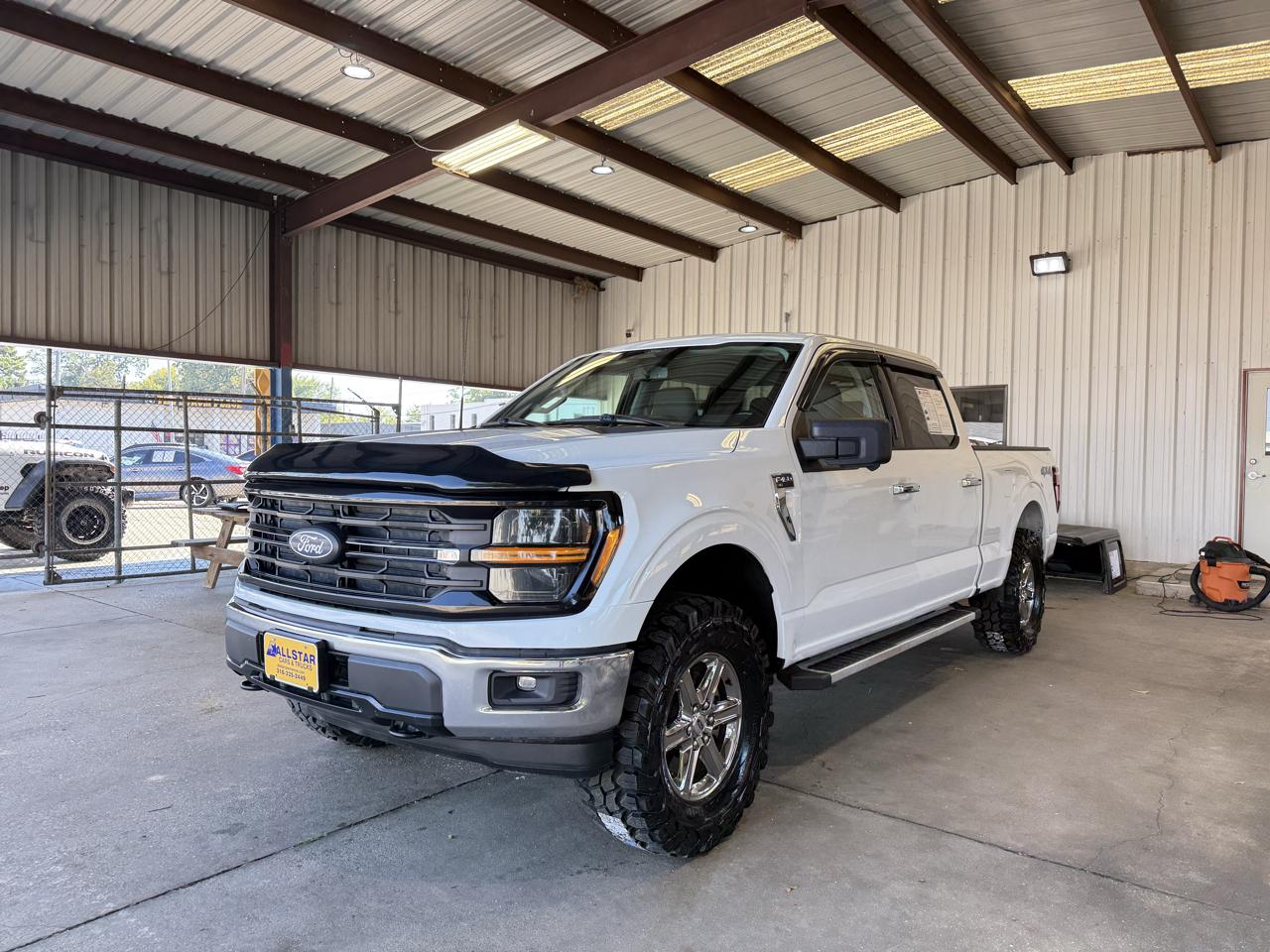 Ford F-150 photo 2