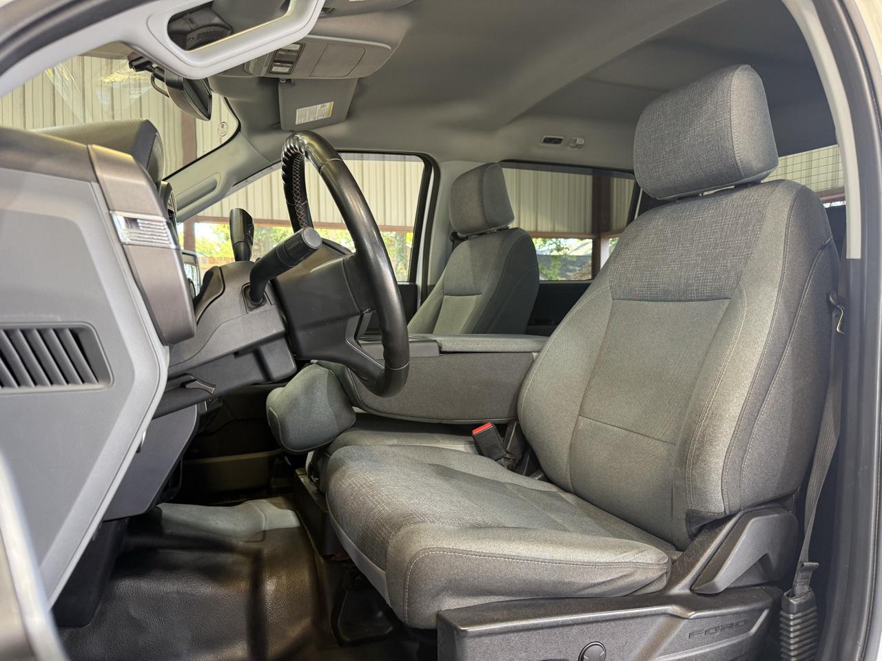 Ford F-150 photo 13