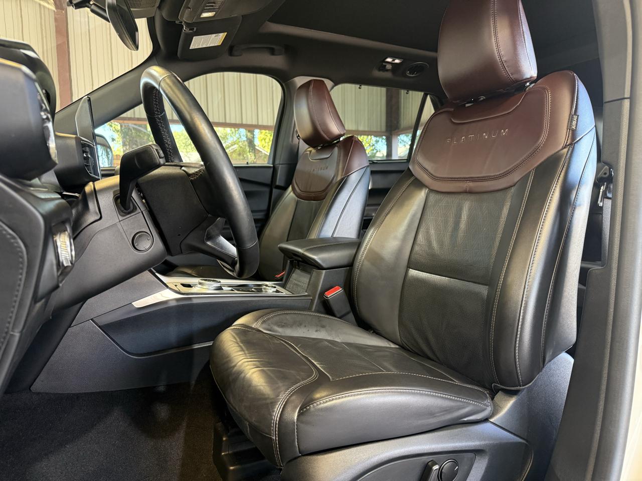 Ford Explorer Platinum AWD 2023