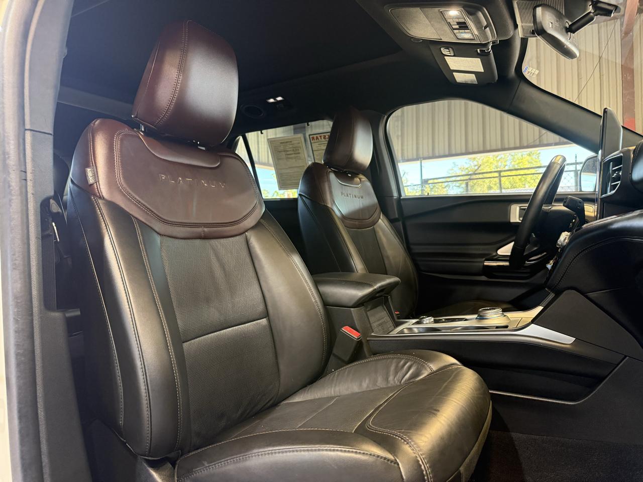 Ford Explorer Platinum AWD 2023