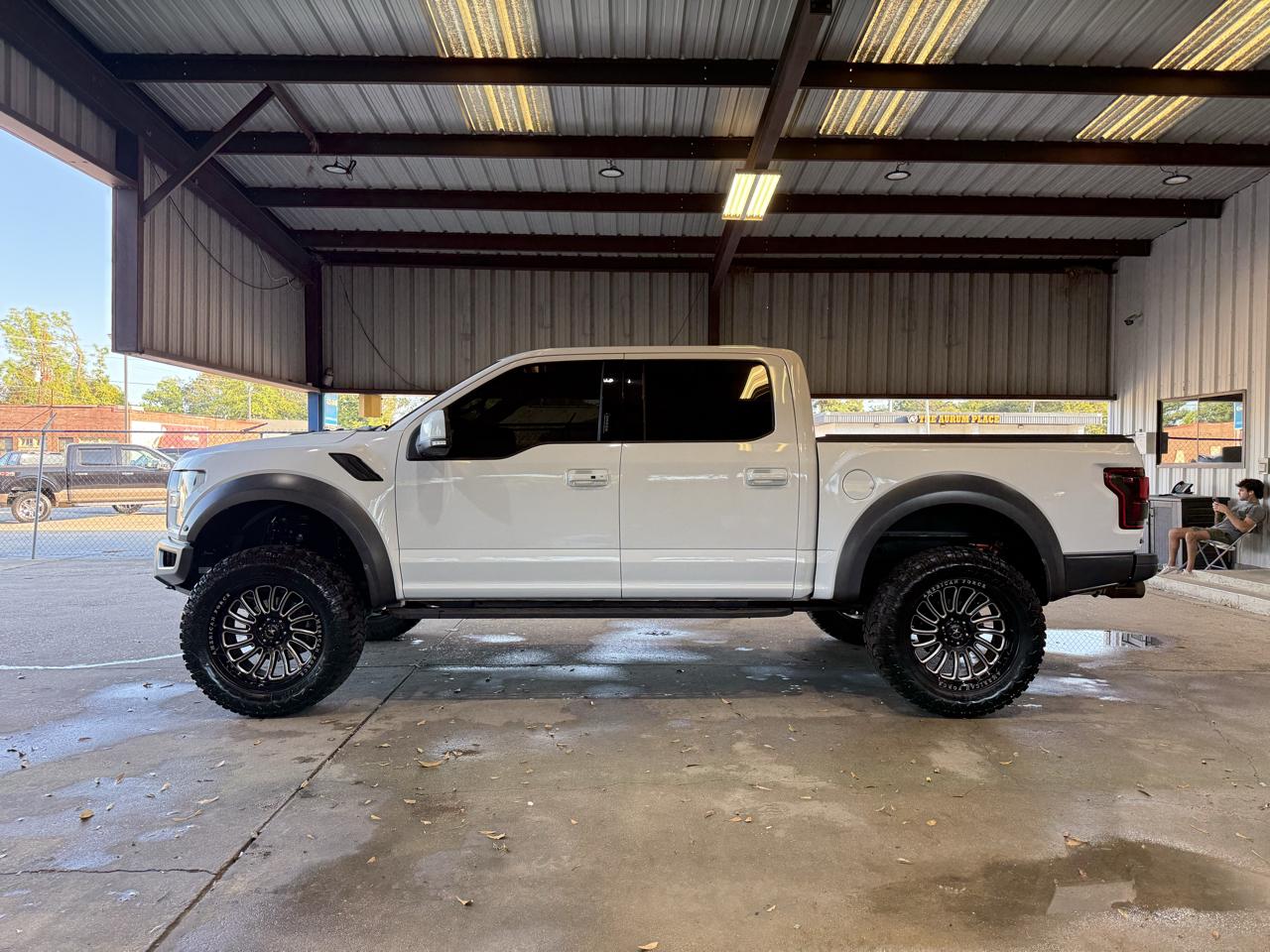 Ford F-150 Raptor SuperCrew 4WD 2019