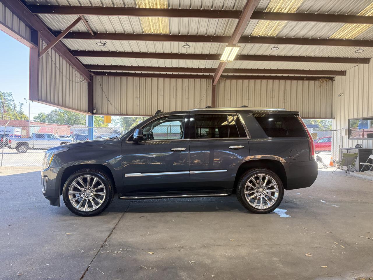 Cadillac Escalade Luxury 4WD 2020