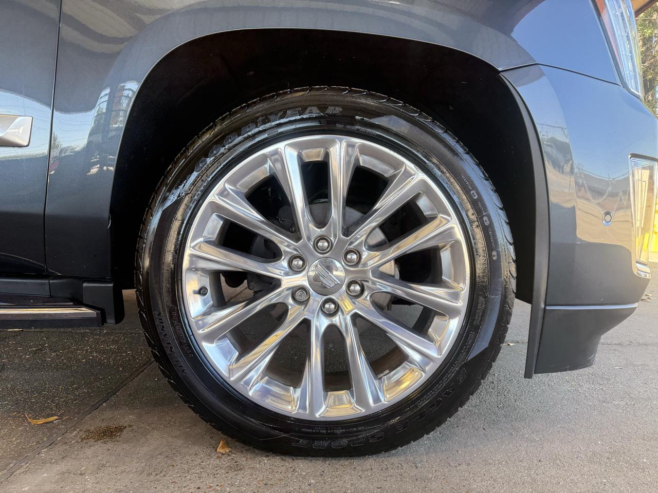 Cadillac Escalade Luxury 4WD 2020