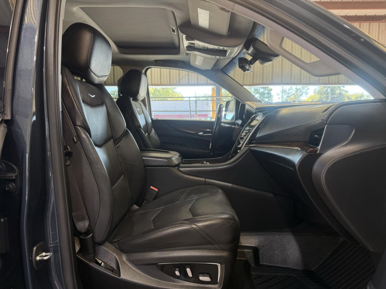 Cadillac Escalade Luxury 4WD 2020