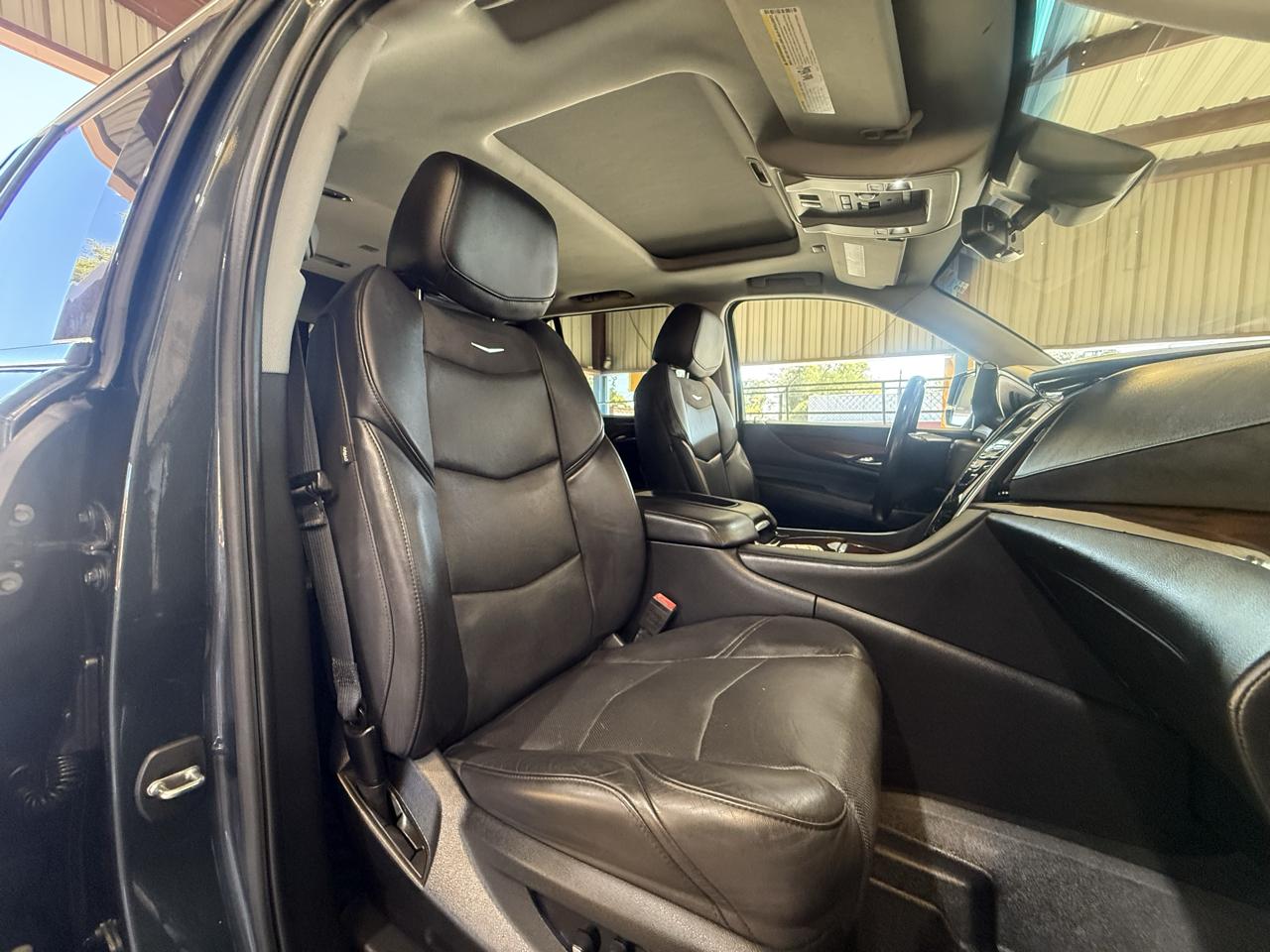 Cadillac Escalade Luxury 4WD 2020