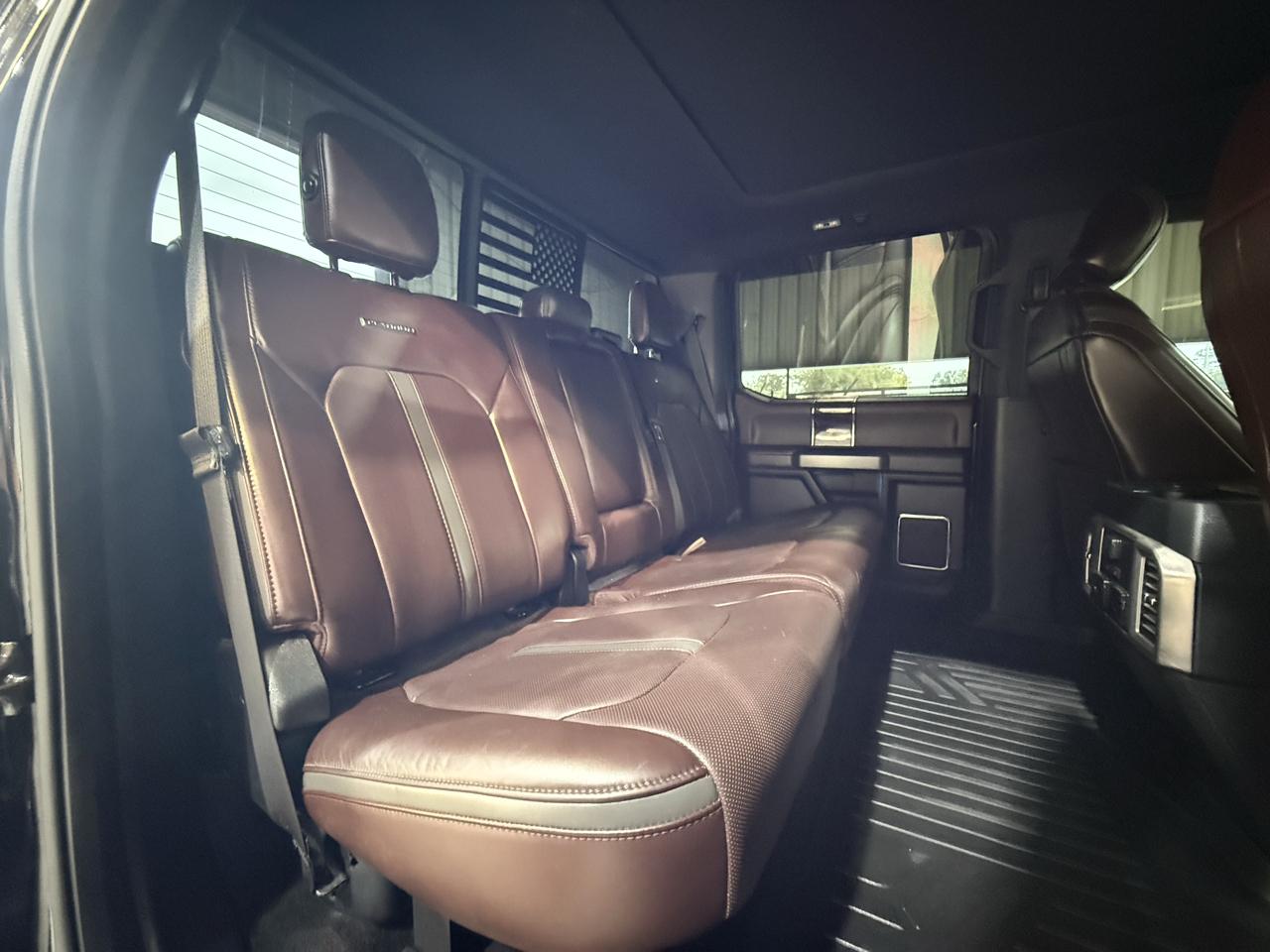 Ford F-350 SD Platinum Crew Cab 4WD 2017