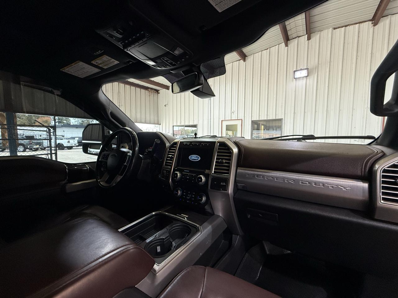 Ford F-350 SD Platinum Crew Cab 4WD 2017