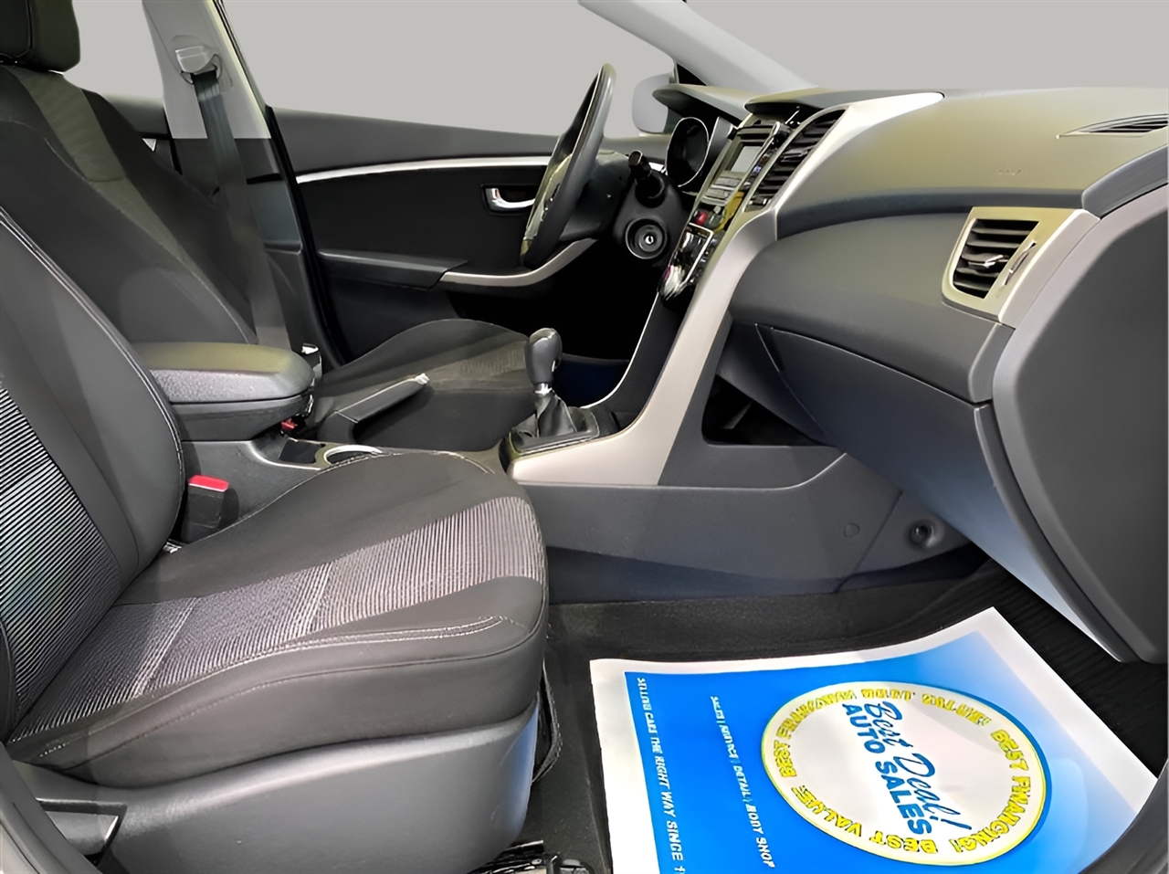 Hyundai Elantra GT A/T 2016