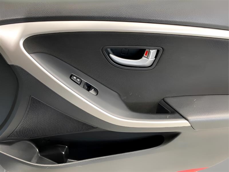 Hyundai Elantra GT A/T 2016