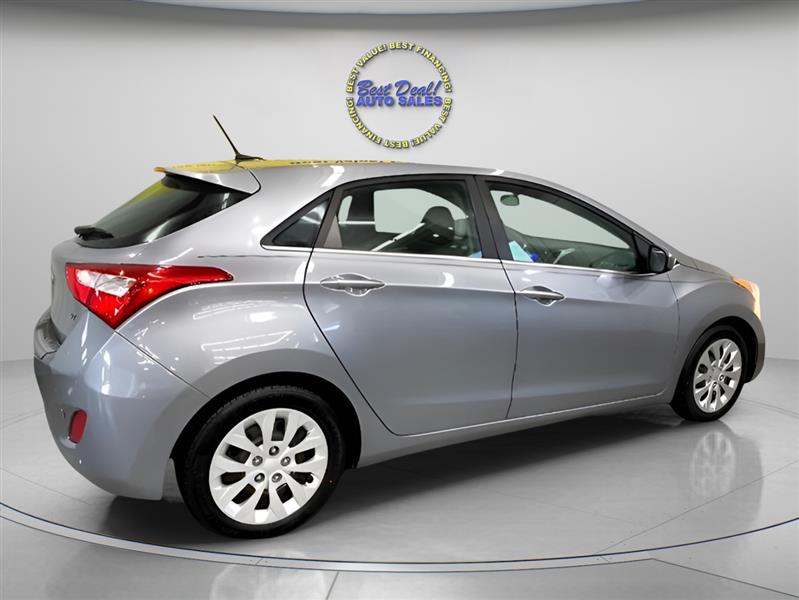 Hyundai Elantra GT A/T 2016