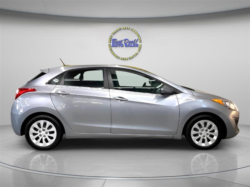 Hyundai Elantra GT A/T 2016