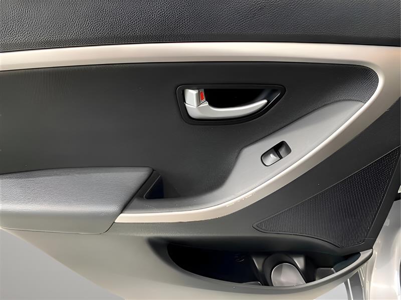 Hyundai Elantra GT A/T 2016