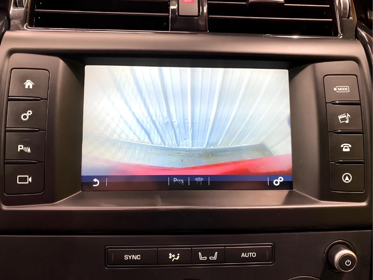 Land Rover Discovery SE 2017