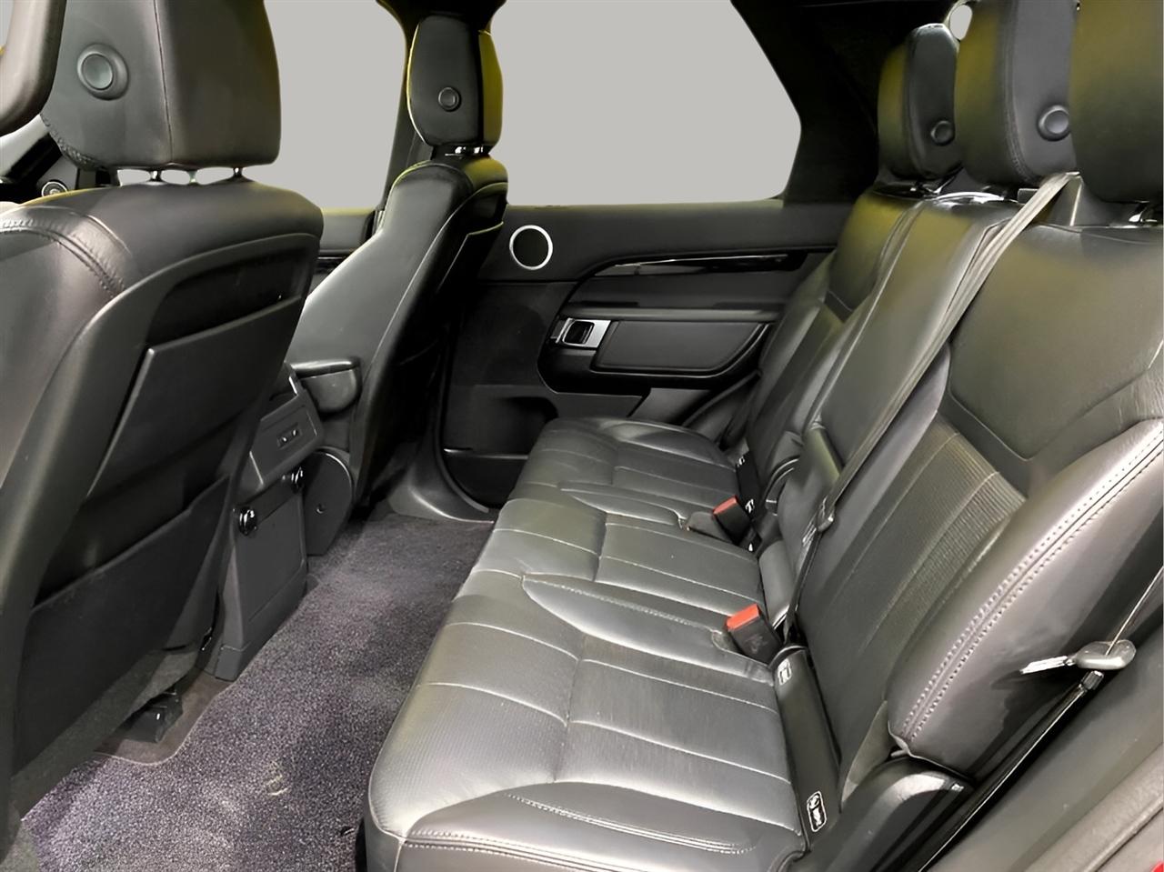 Land Rover Discovery SE 2017