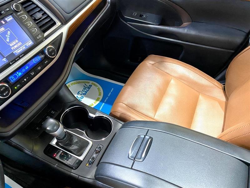 Toyota Highlander Limited Platinum AWD V6 2018