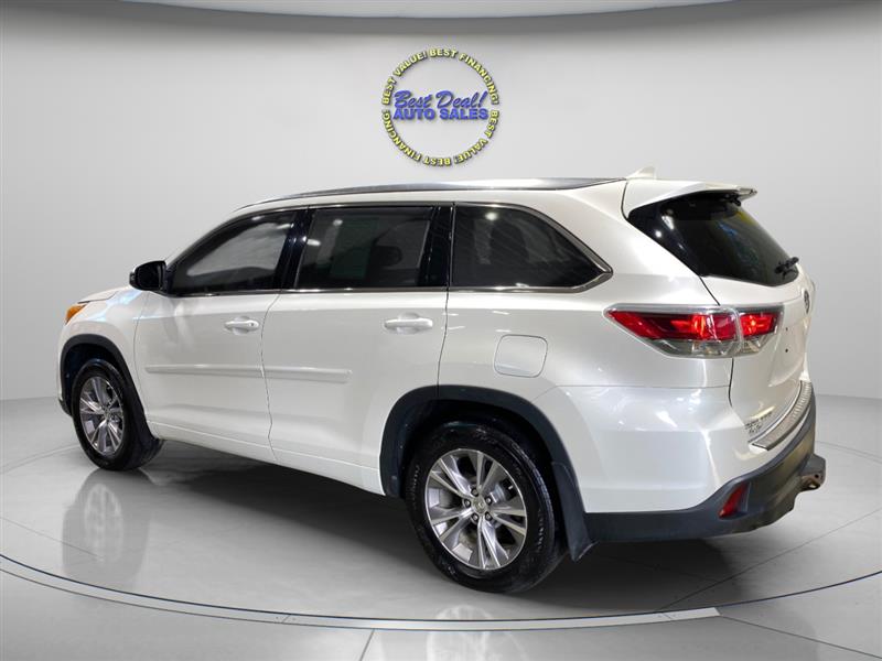 Toyota Highlander XLE AWD V6 2014 Toyota Highlander XLE AWD V6 2014