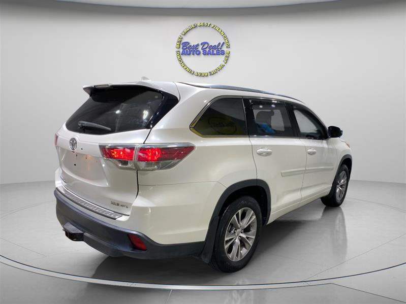 Toyota Highlander XLE AWD V6 2014 Toyota Highlander XLE AWD V6 2014