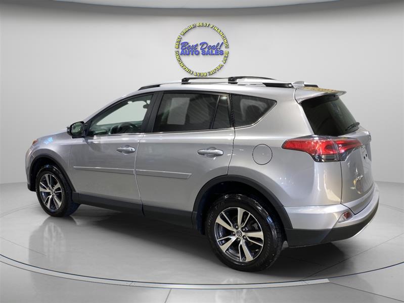 Toyota RAV4 XLE AWD 2016