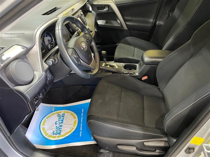 Toyota RAV4 XLE AWD 2016