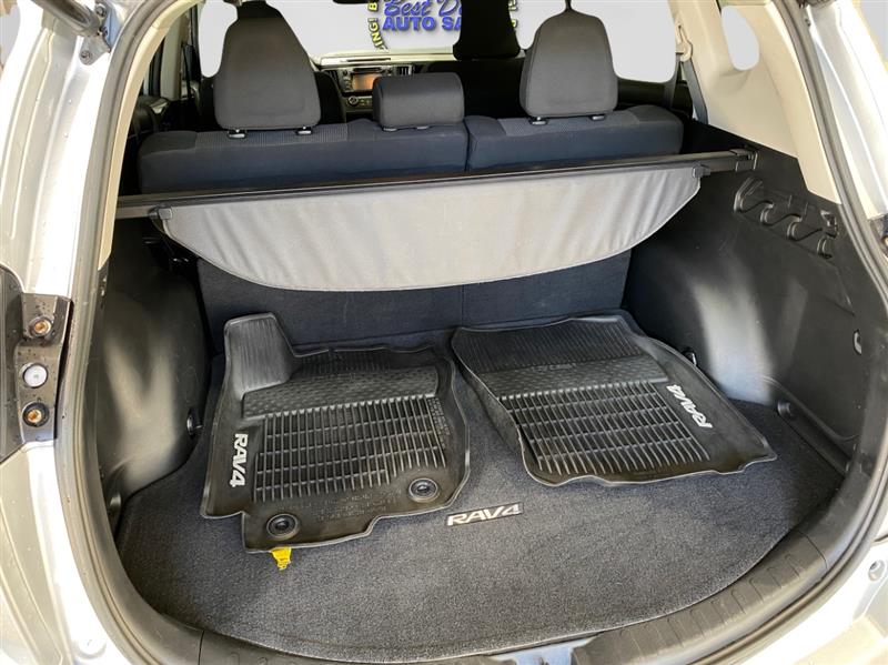 Toyota RAV4 XLE AWD 2016