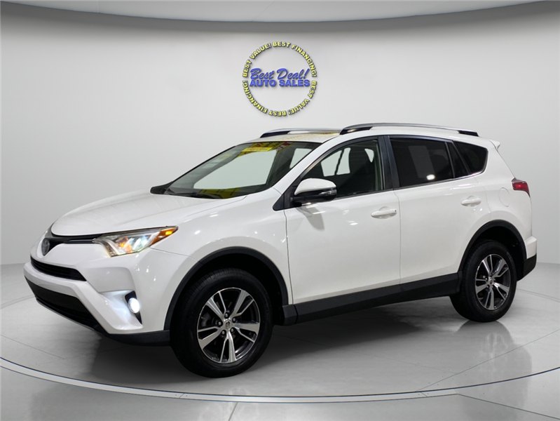 Toyota RAV4 XLE AWD 2017