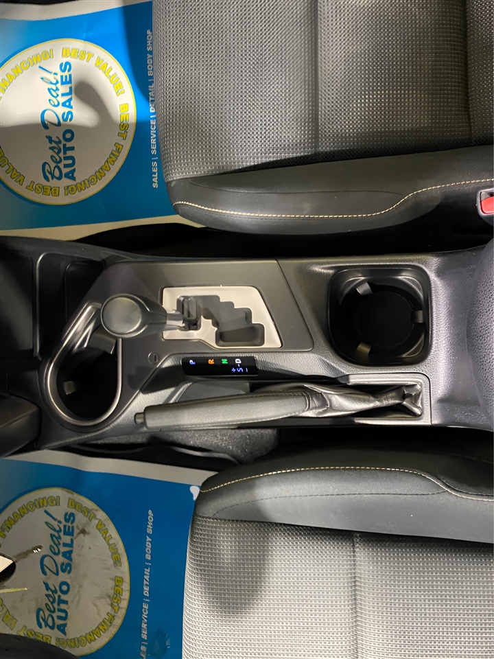 Toyota RAV4 XLE AWD 2017