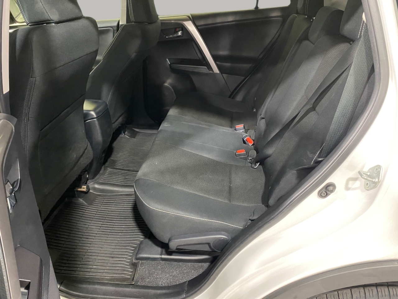 Toyota RAV4 XLE AWD 2017