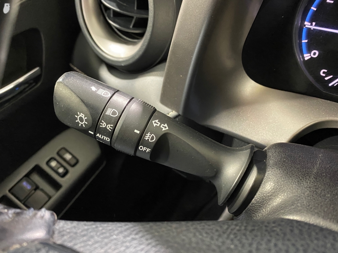 Toyota RAV4 XLE AWD 2017