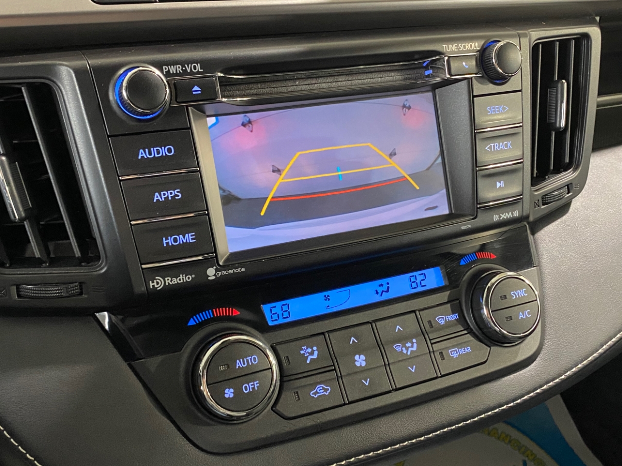 Toyota RAV4 XLE AWD 2017