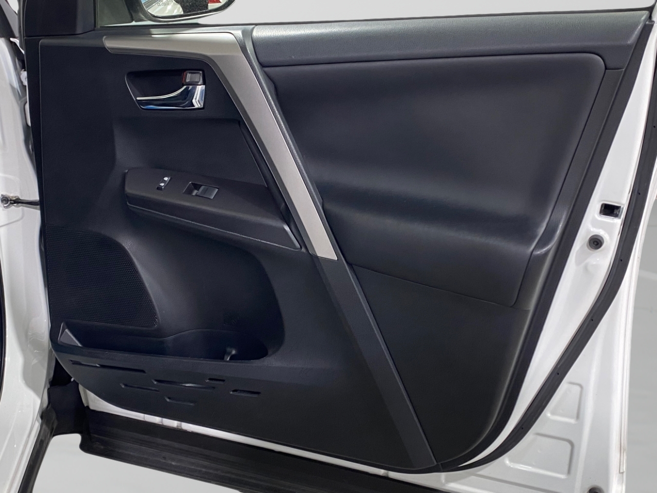 Toyota RAV4 XLE AWD 2017