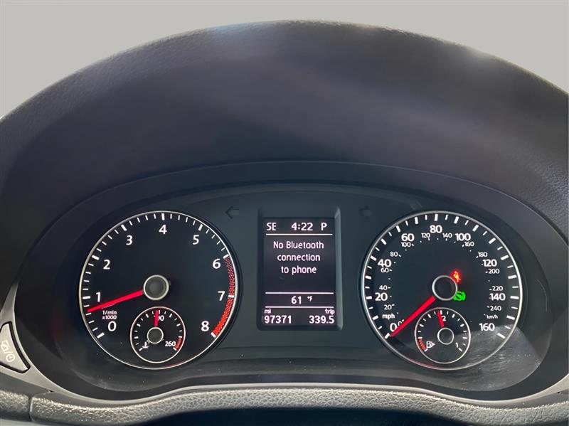 Volkswagen Passat 2.5L SE AT 2013 Volkswagen Passat 2.5L SE AT 2013