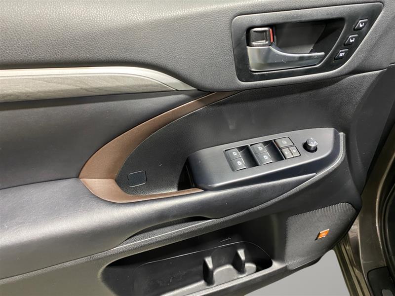 Toyota Highlander Limited Platinum AWD V6 2019
