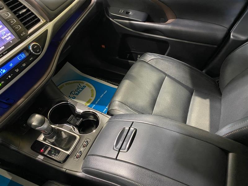 Toyota Highlander Limited Platinum AWD V6 2019